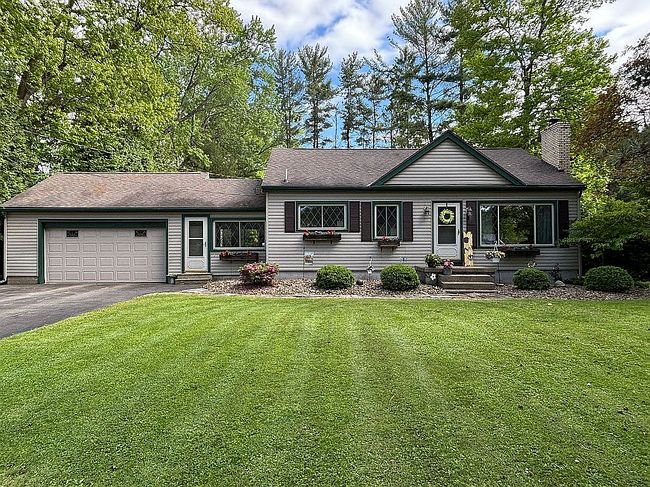 Photo of 17 Evergreen Dr, Greenville, PA