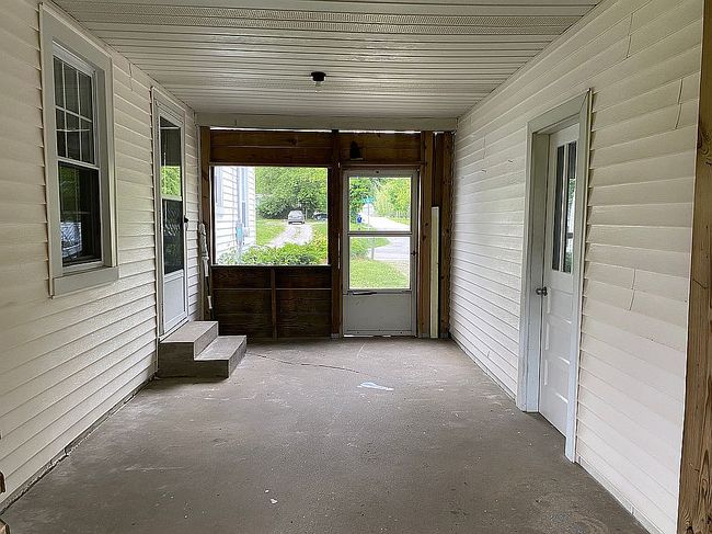 Image of 512 W Main St