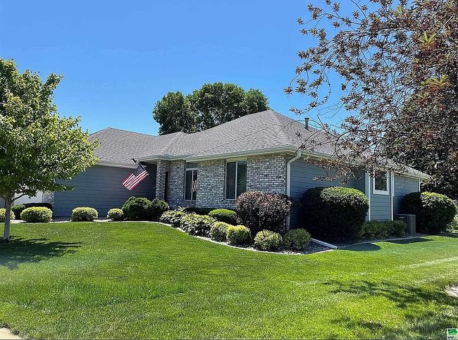 Image of 508 Red Bird Ln