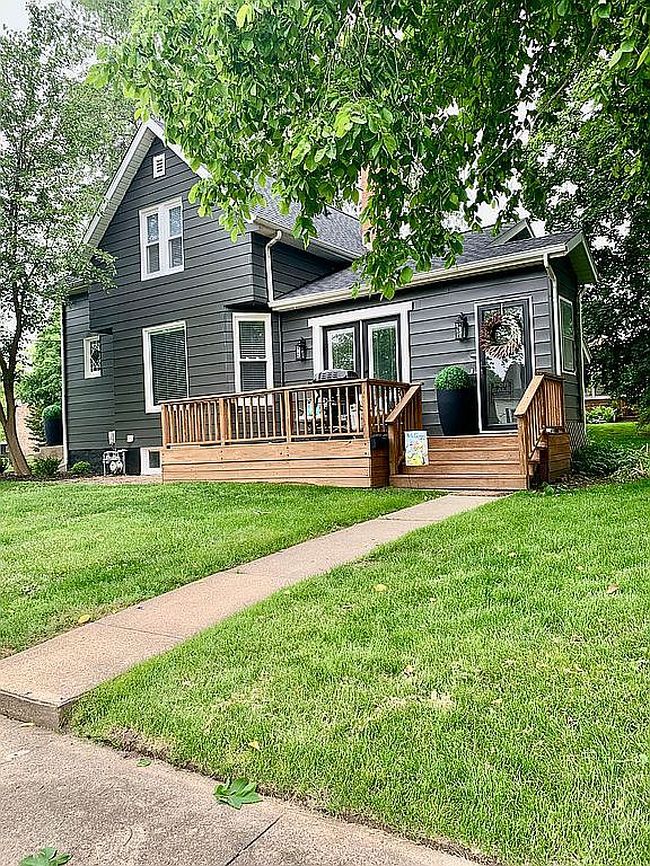 Photo of 600 E Jefferson St, Washington, IL