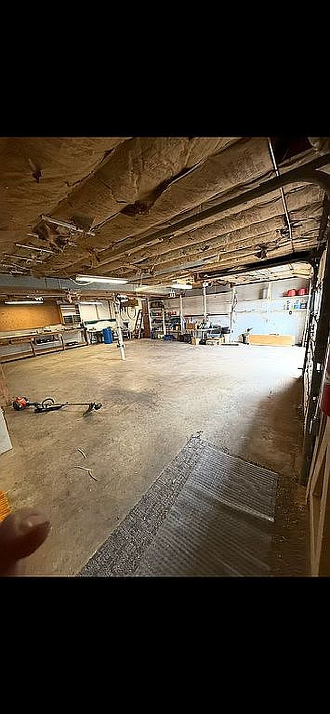 Image of 2706 Ivy Dr