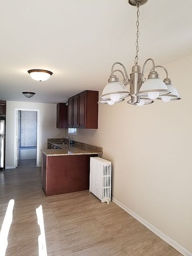Photo of 3404 N Ozark Ave, Chicago, IL