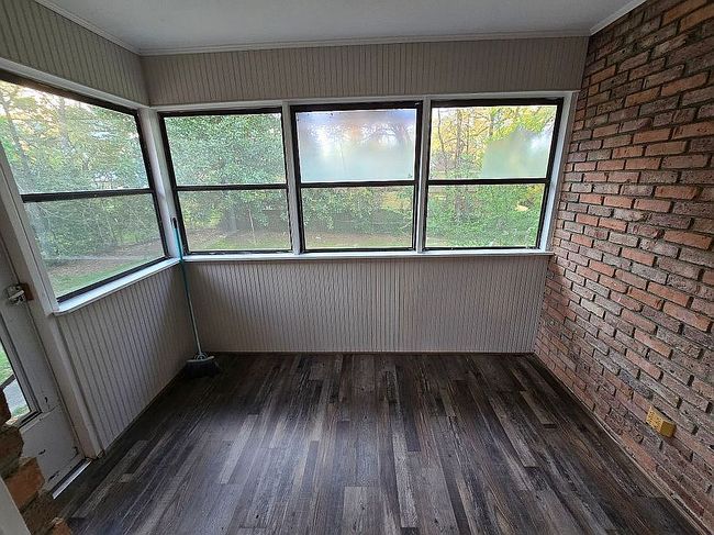 Image of 5657 Canberra Ave