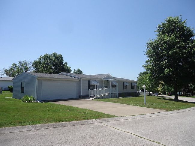 Image of 2718 S Springfield Farms Blvd
