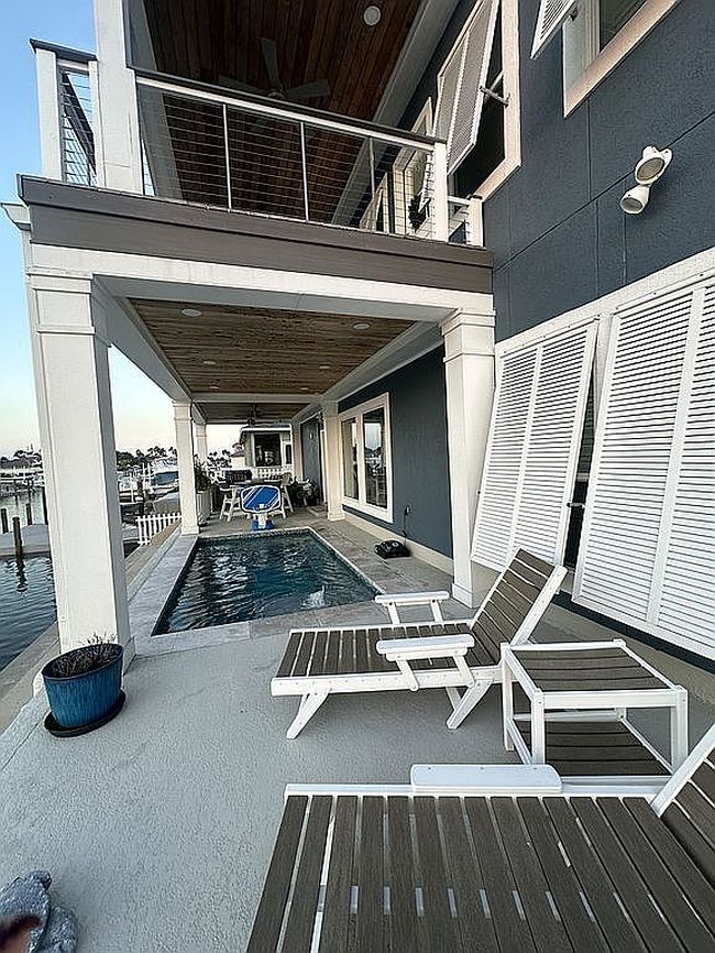 Photo of 113 Tarpon Ct, Aransas Pass, TX