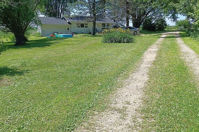 Photo of 4779 Us Route 20 E, Stockton, IL
