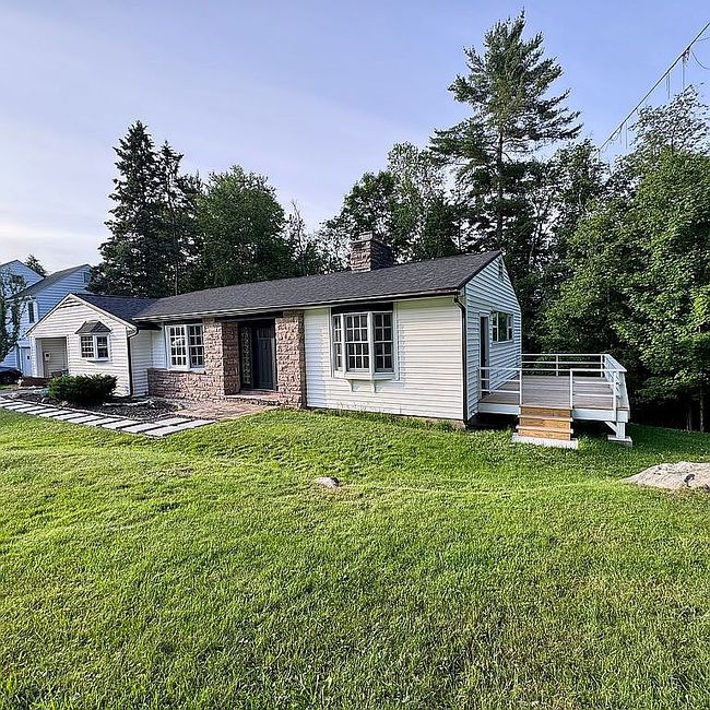 Photo of 59 Maryland Ave, Saranac Lake, NY