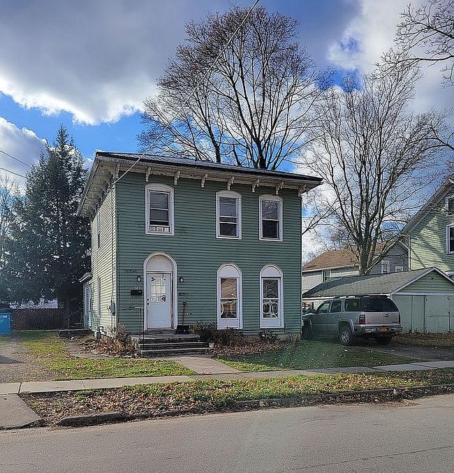 Image of 38 White St