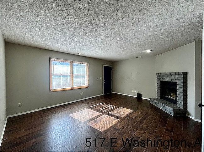 Image of 515-517 E Washington St