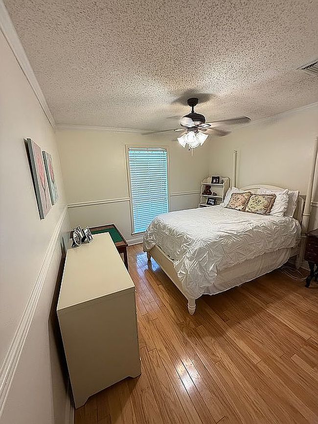 Image of 513 Crenshaw St