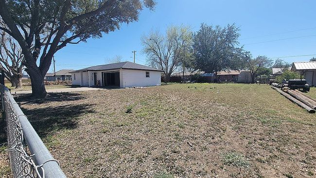Image of 3044 E 24th St
