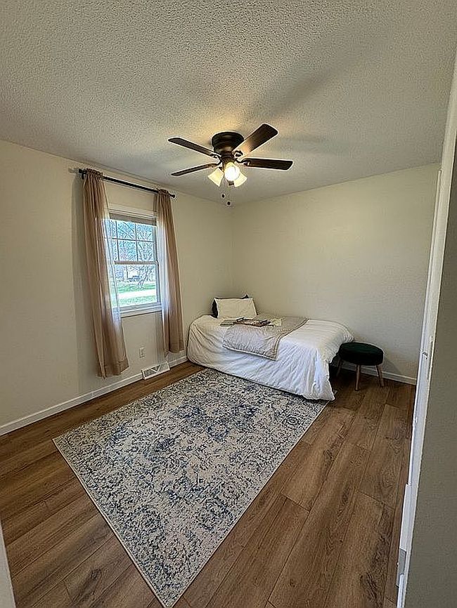 Image of 1669 260th St