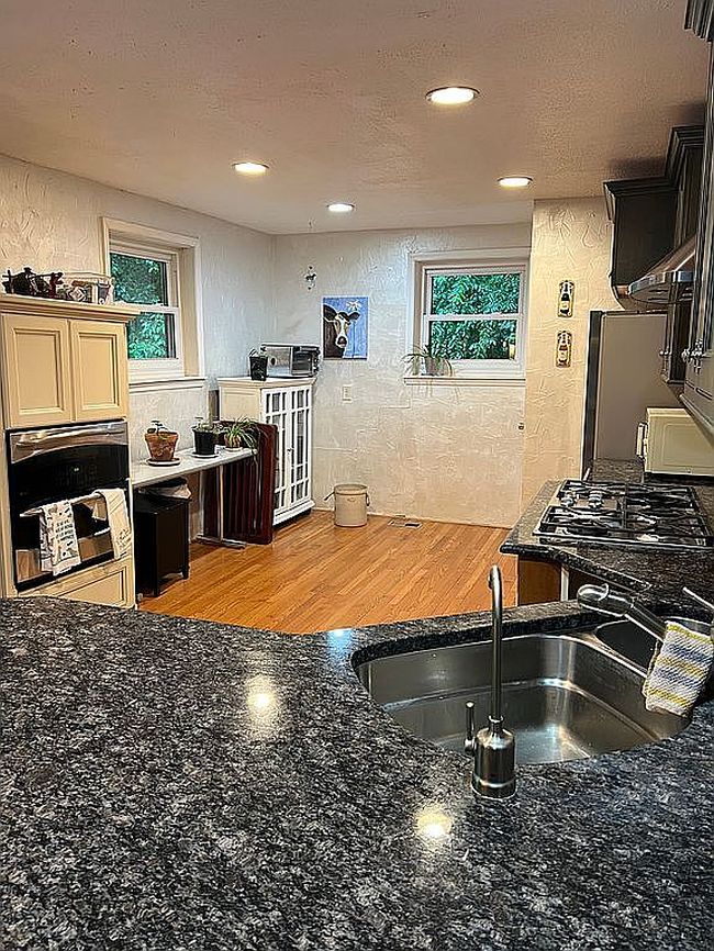 Image of 12512 Strickland Rd