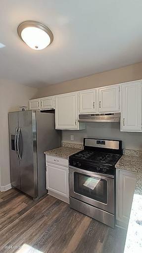 Additional photo 3 of property located at 720 Newcastle Dr #A