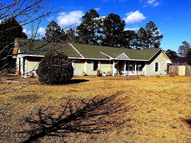 Photo of 236 Charlton St, Jesup, GA
