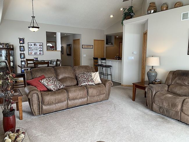 Photo of 4126 Water Point Ct Sw, Cedar Rapids, IA