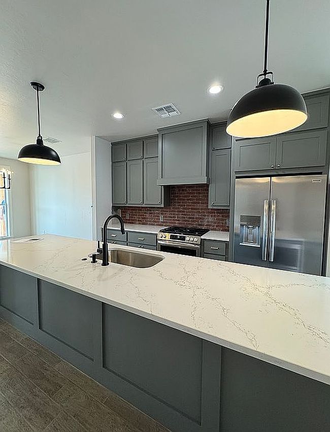 Photo of 910 4th St, Elgin, OK