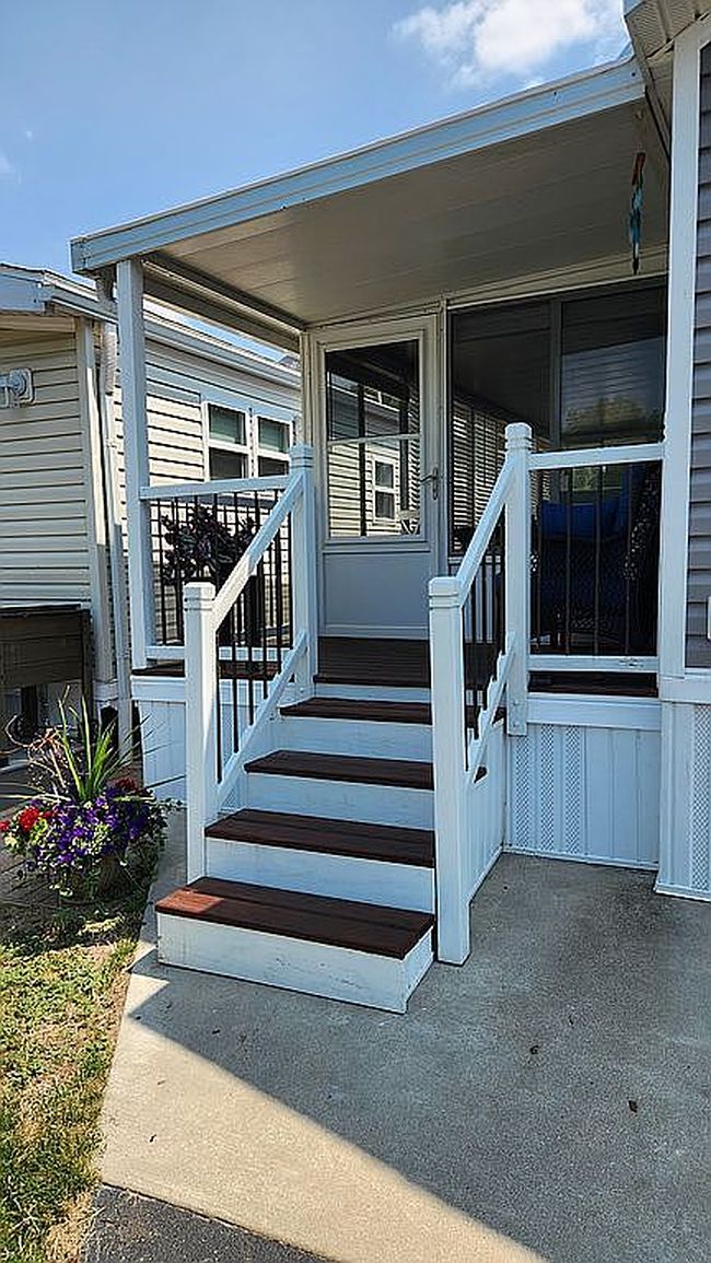 Photo of 875 E Wells St Unit 19, South Haven, MI