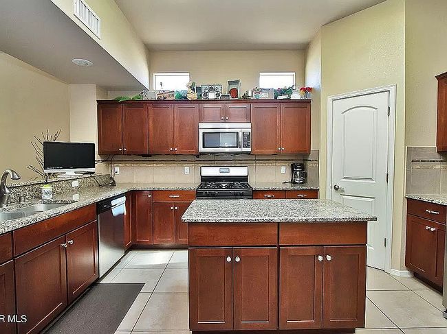 Photo of 5705 Wales Dr, Sunland Park, NM