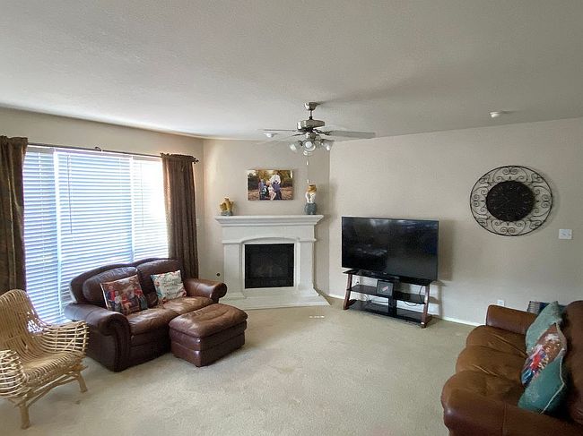 Photo of 38 Heron Dr, Sanger, TX