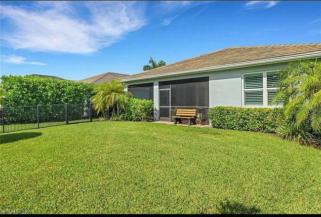 Image of 14594 Tropical Dr