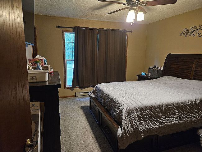 Photo of 120 7th St N, Carrington, ND