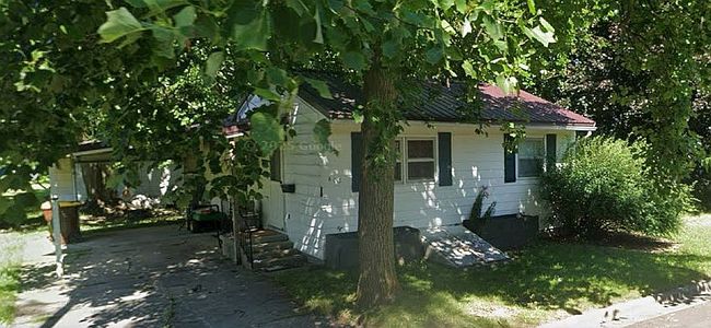 Image of 108 Spring St