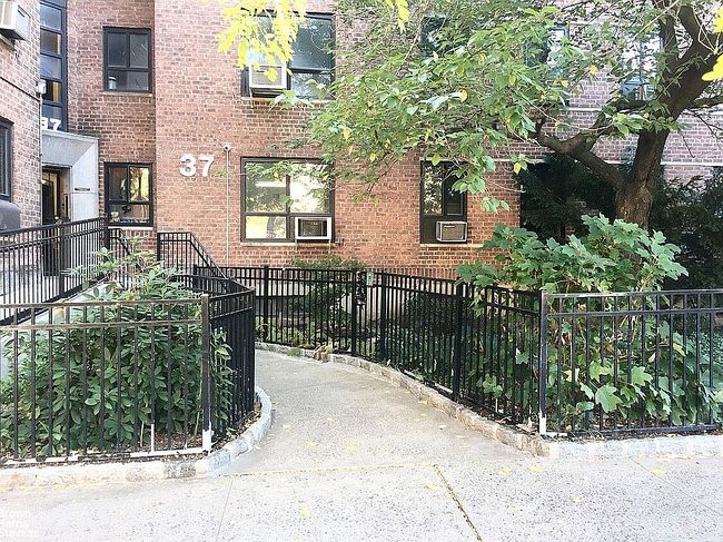 Preview of property located at 37 Nagle Ave Apt 1C