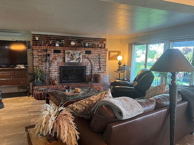 Photo of 103 E May St, Lewellen, NE