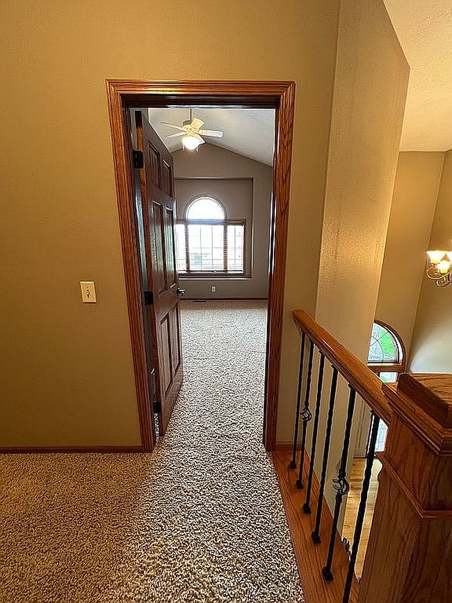 Image of 1208 S Hyde Park Ave