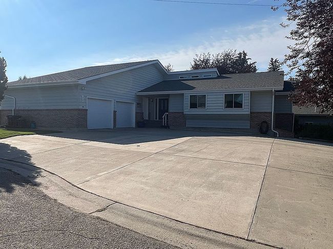 Photo of 302 Valley St