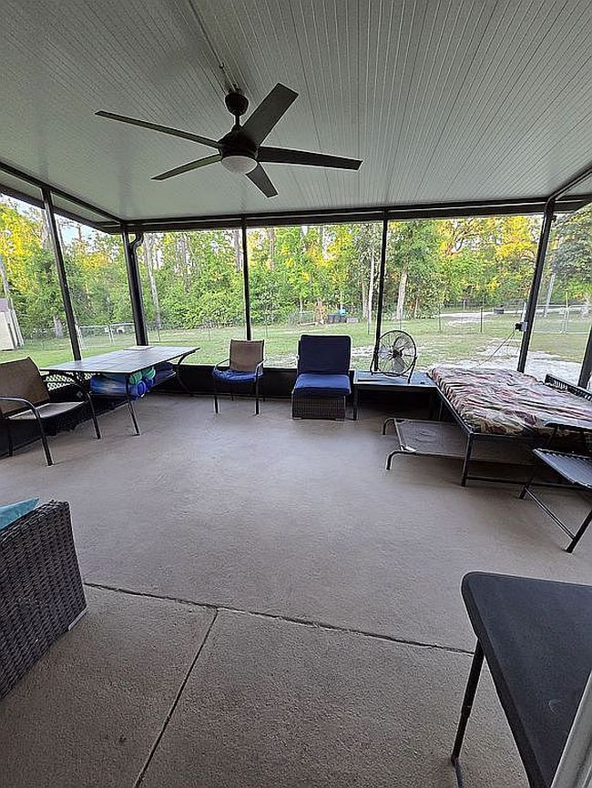 Image of 873 171st Rd