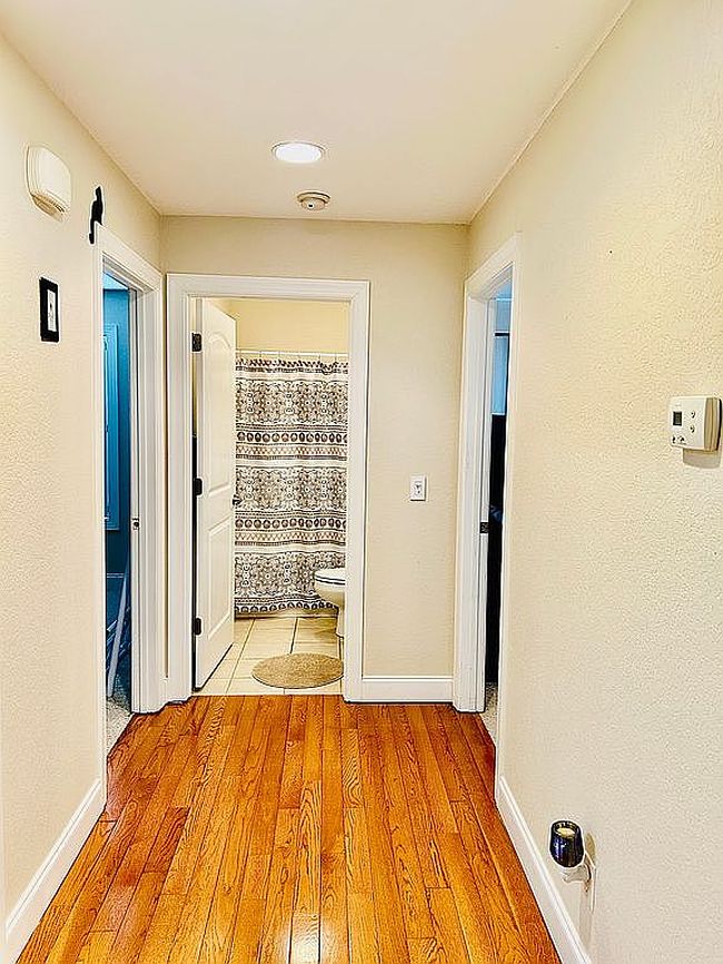 Photo of 70 Whisper Bnd, Johnson City, TN