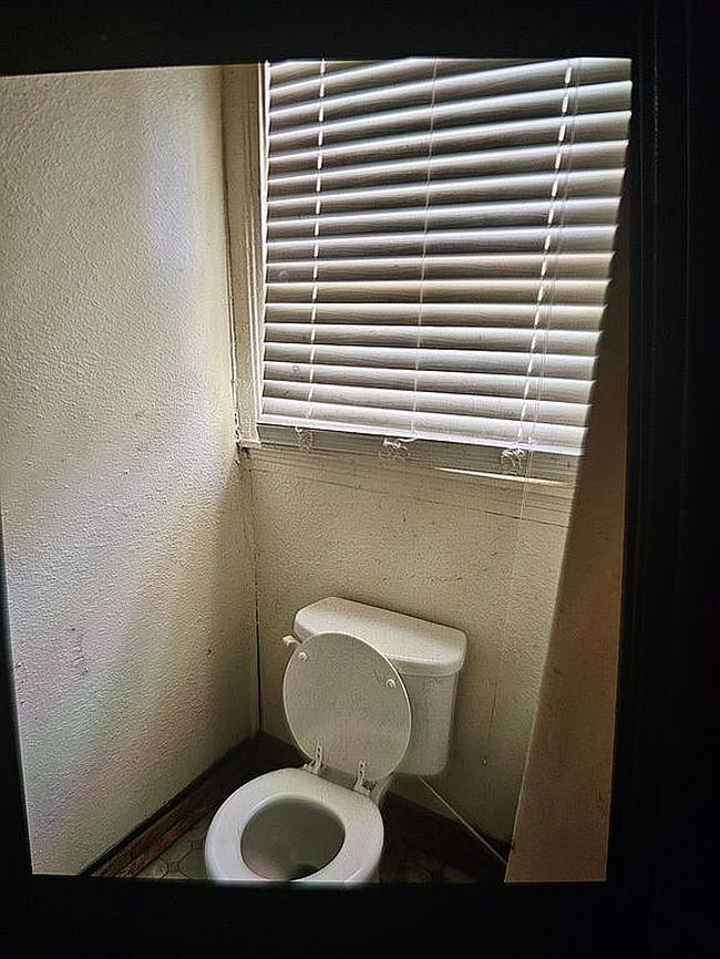 Image of 121 E Booth St