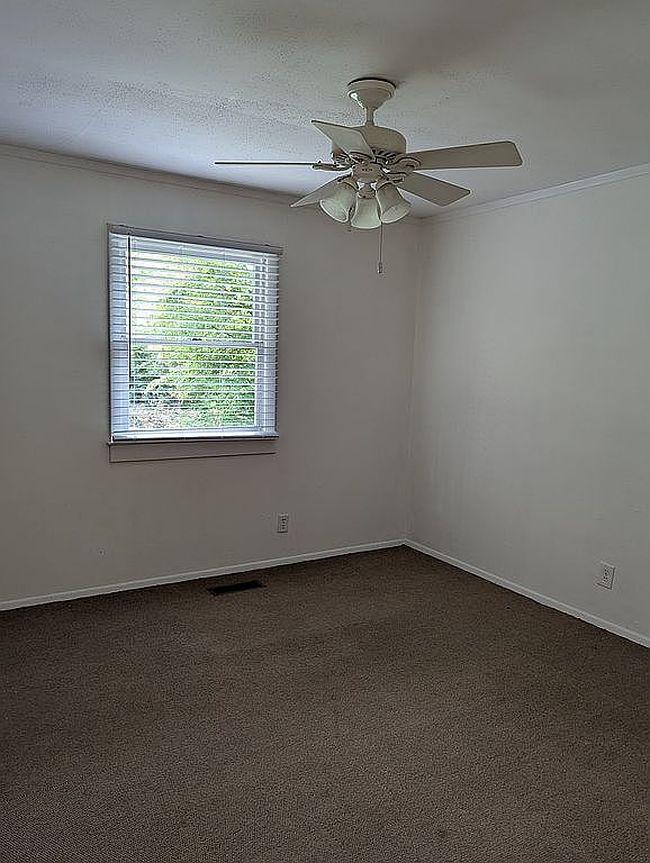 Image of 1213 Aladdin Rd