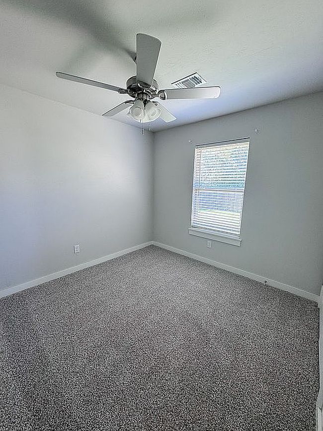 Photo of 1326 Pebble Pond Dr, Norman, OK