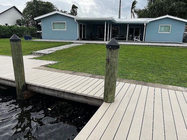 Photo of 541 Bayside Dr