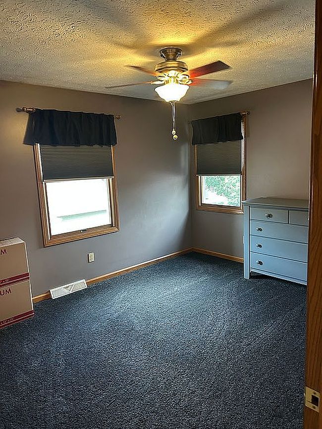 Photo of 3885 Mount Vernon Blvd, Barberton, OH