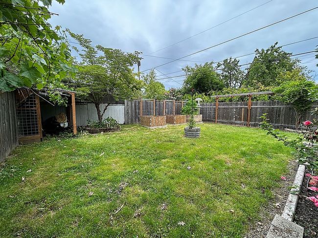 Photo of 835 Academy St Ne, Salem, OR