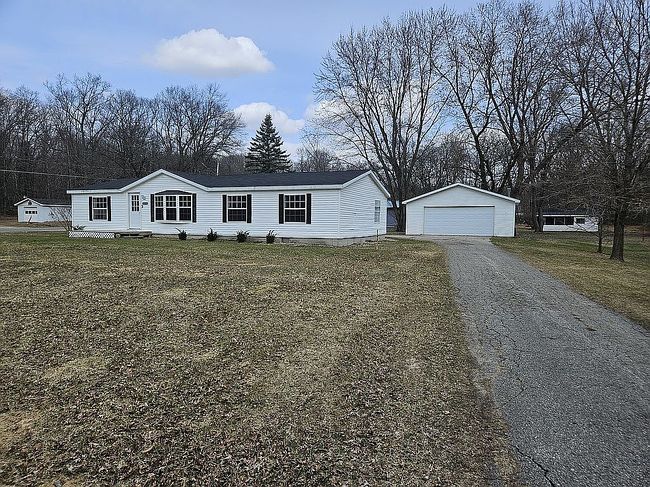 Image of 2990 N Harrison Ave