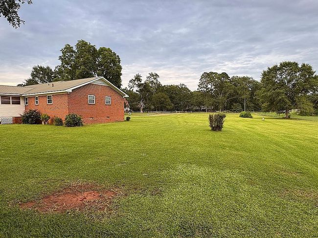 Photo of 135 Big Pine Dr, Valley Grande, AL