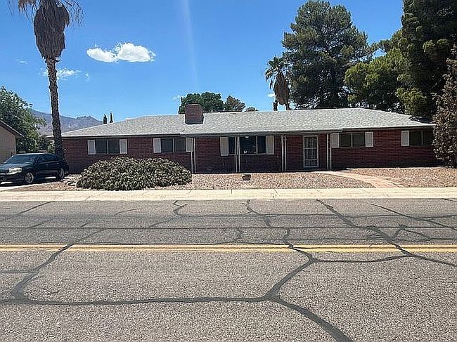 Image of 3048 S Fairway Ave