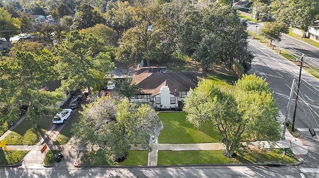 Additional photo of property located at 7602 Dixie Dr