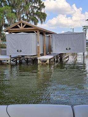 Image of 954 Villa Lagoon Dr