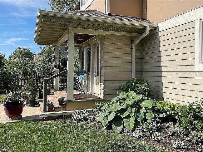 Image of 2040 Sapphire Ln #2