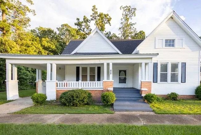 Image of 403 W Main St
