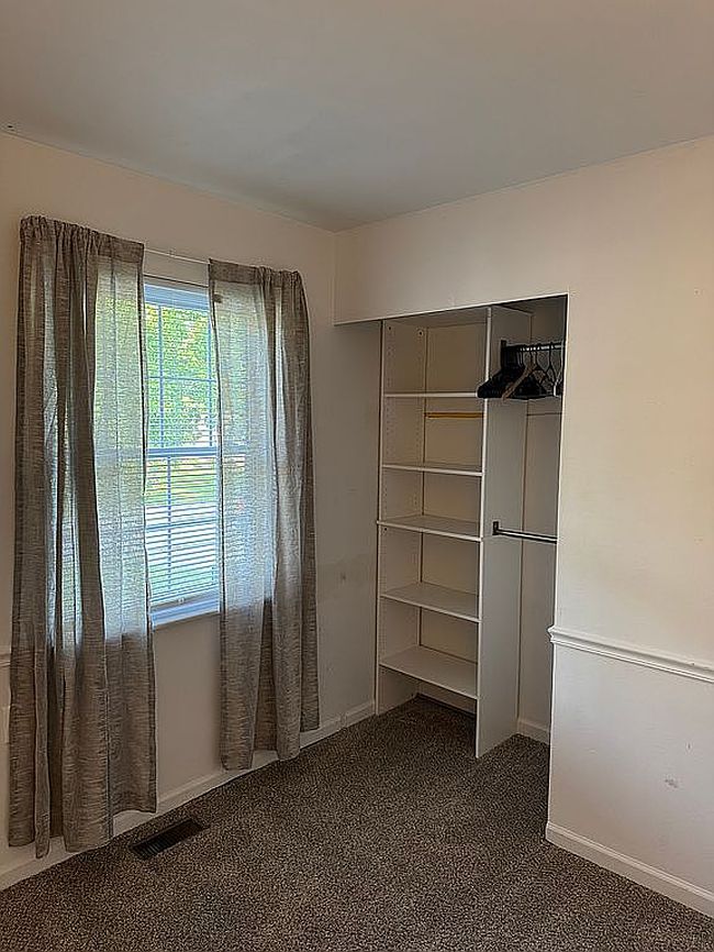 Image of 3129 Eddington Ln