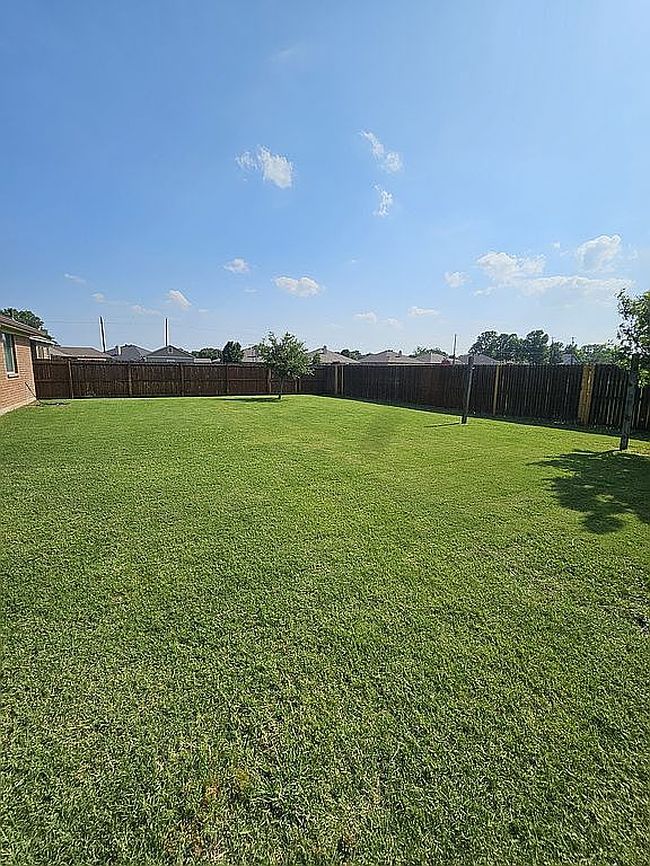 Image of 600 Alexandria Ln