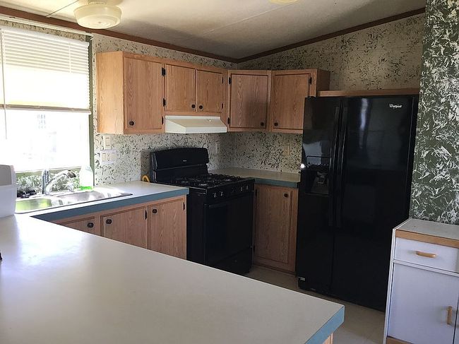 Image of 3805 7th St Ne Trailer 156
