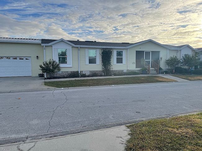 Image of 14647 Avenida De Palma